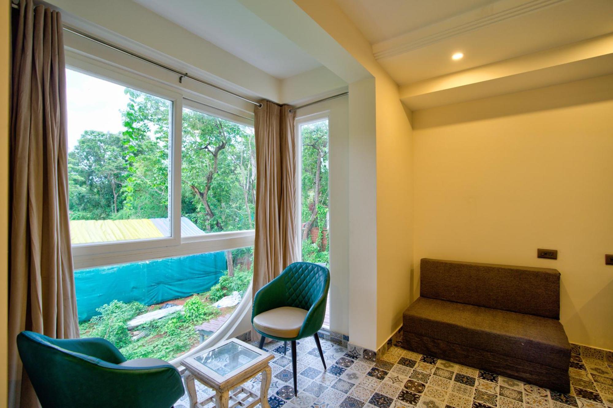 Hotel Goa Courtyard By The Porto Arpora Baga Exterior foto